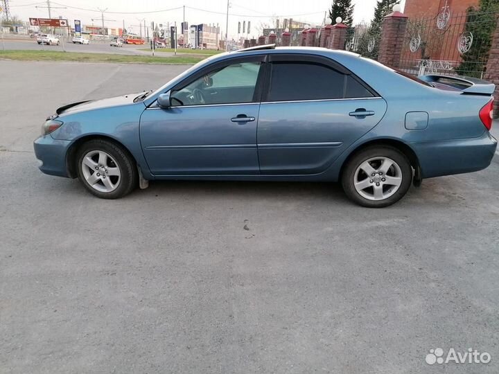 Toyota Camry 2.4 МТ, 2002, 281 000 км