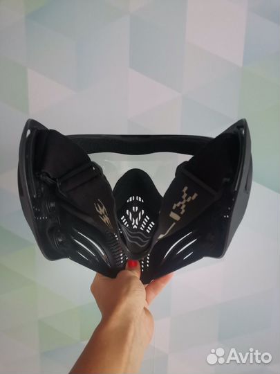 Шлем для пейнтбола