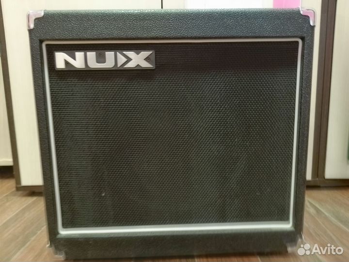 Гитарный комбоусилитель NUX Mighty 30SE