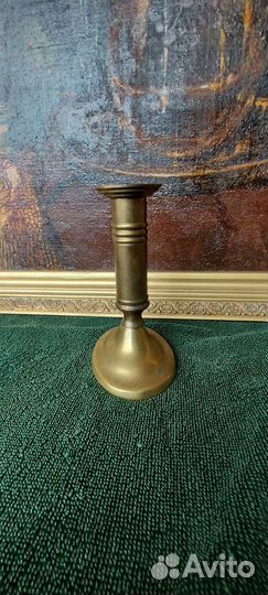 Антикварный бронзовый подсвечник