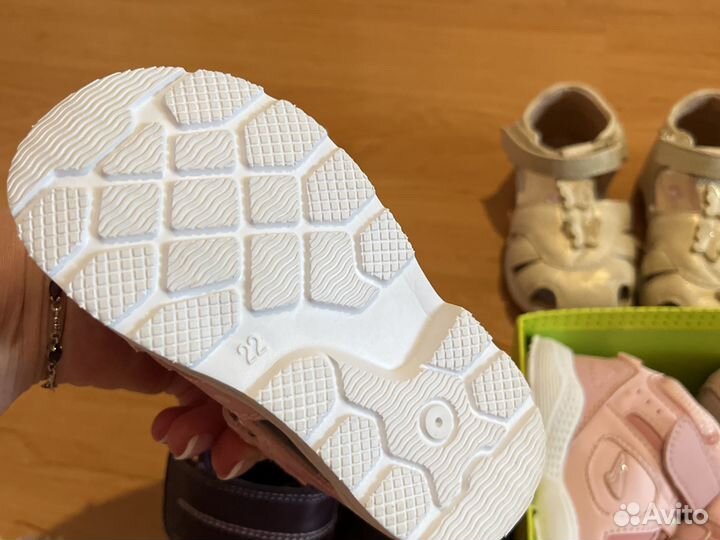 Босоножки для девочки 22 размер