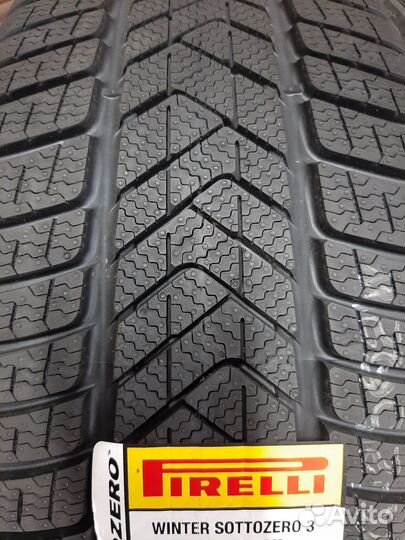 Pirelli Winter Sottozero 3 245/45 R18 100V