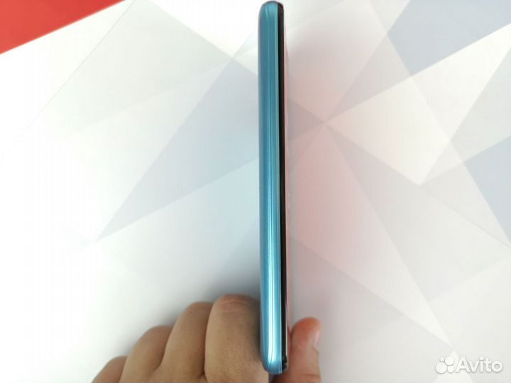 Itel A27 2/32 4G Blue новый