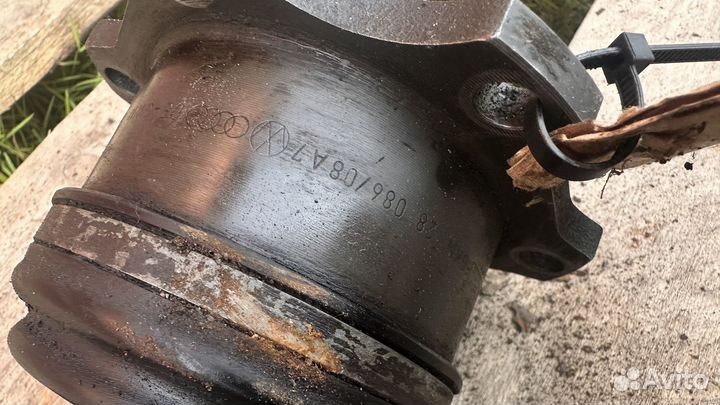 Привод передний правый Audi A4 B5 АКПП 1.8 adr