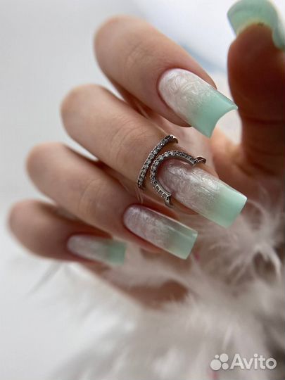 Мастер маникюра