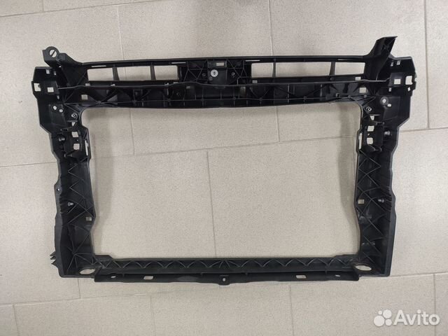 Панель передняя (рамка радиатора) Volkswagen Jetta