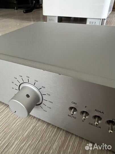 Фонокорректор Pro-Ject Phono Box RS