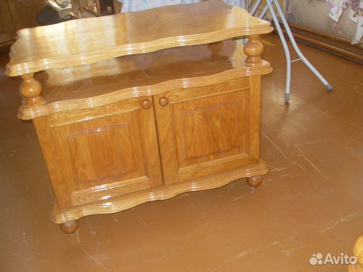 Тумбочка дубовая