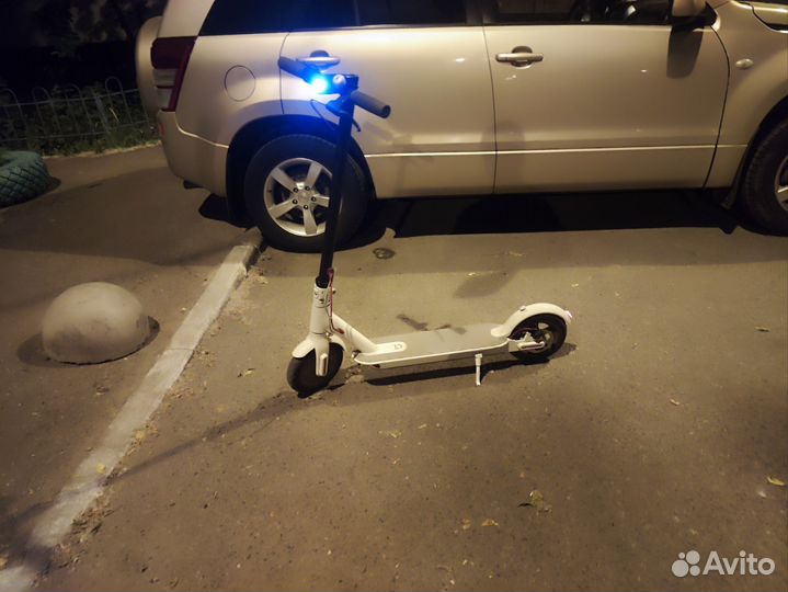 Электросамокат Xiaomi Mijia M365