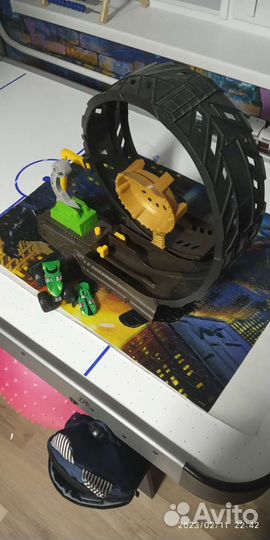 Hot wheels мертвая петля