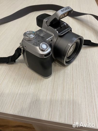 Фотоаппарат Sony Cyber-shot DSC-H1
