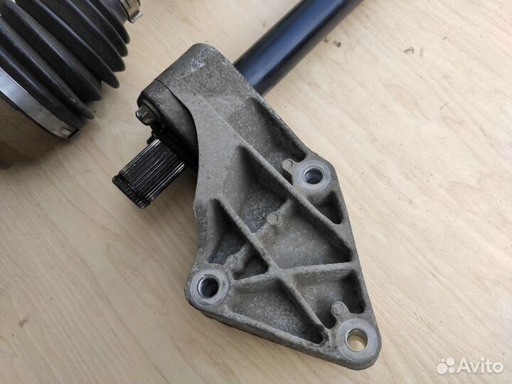 Привод правый на Opel Corsa D OPC