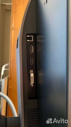 Монитор Samsung 32 дюйма