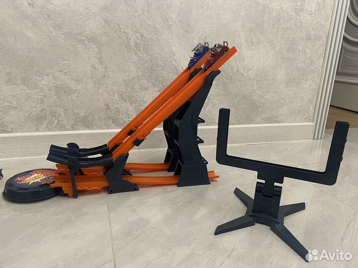 Трек Hot Wheels Противостояние DHY25
