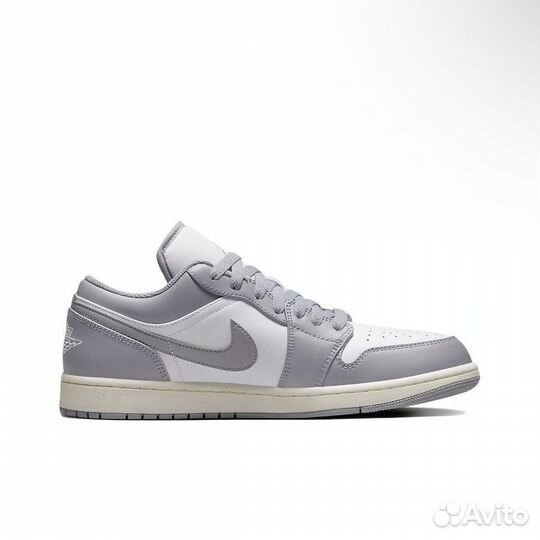 Nike Air Jordan 1 Low “Stealth And White”