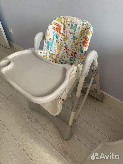 Детский стульчик для кормления happy baby