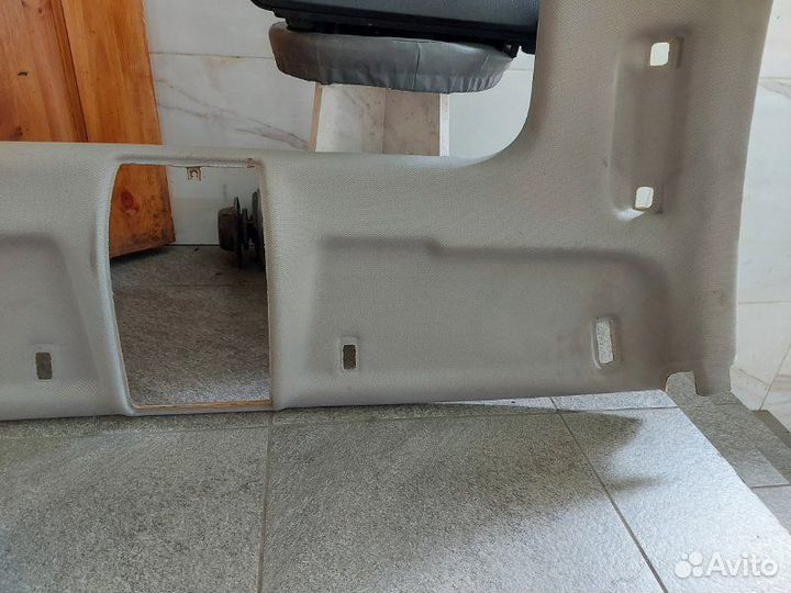 Обшивка потолка Audi Q7 внедорожник 3.6 2007