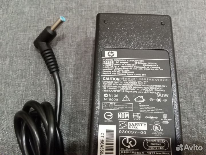 Блок питания для ноутбука HP Pavilion 15 15-e029TX