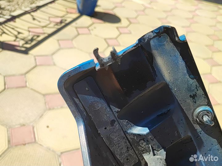 Накладка двигателя Honda Civic 5D/FK/FN R18A2