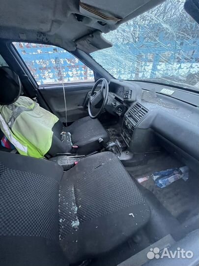 ВАЗ 2112 1.5 МТ, 2004, битый, 180 000 км