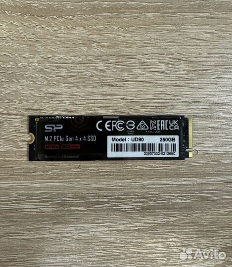SSD M.2 Silicon Power UD90 250gb