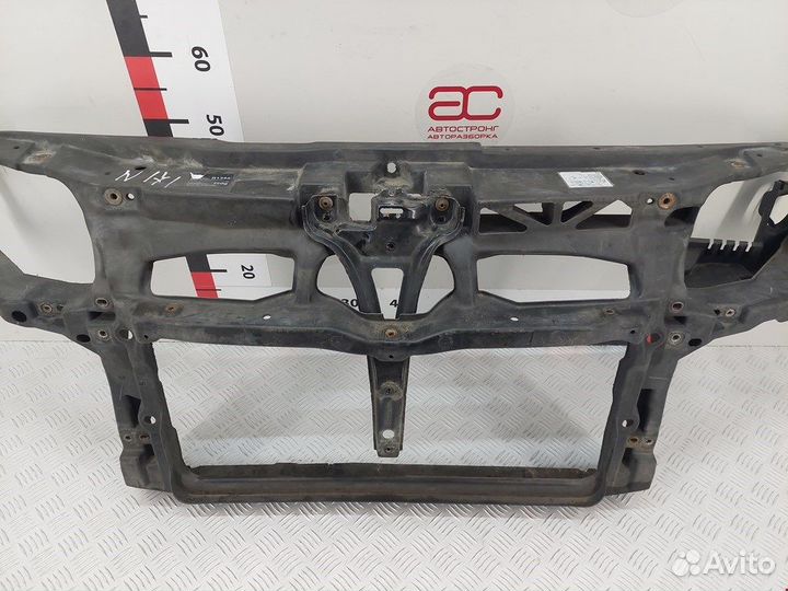 Панель передняя (телевизор) для Volkswagen Golf 4