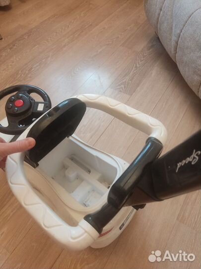 Машина каталка для детей