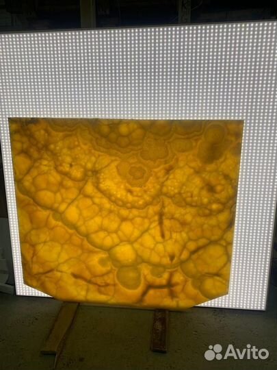 Оникс с подсветкой