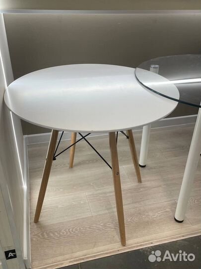 Стол круглый со стульями новый