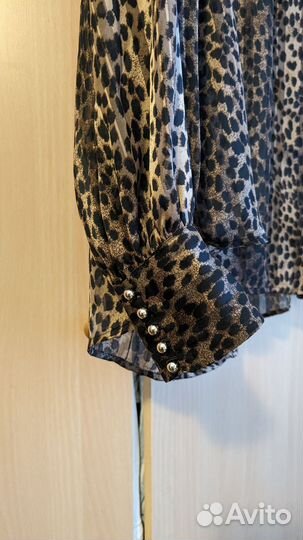 Блузка с леопардовым рисунком