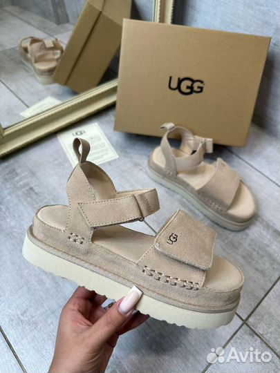 Сандалии замшевые Ugg