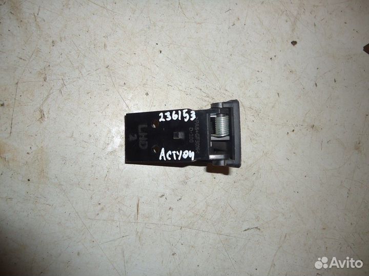 Ручка открывания лючка бензобака