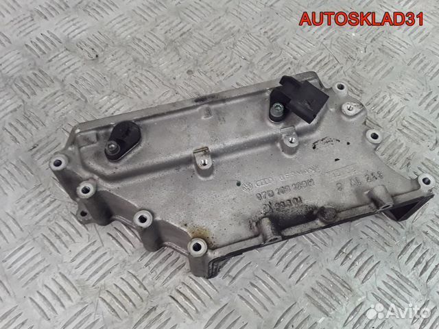 Крышка грм левая VW Passat B5+ 4.0 BDN 07D109129H