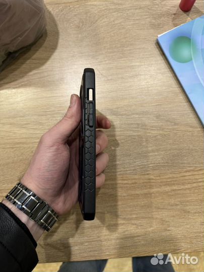 Чехол на iPhone 12 pro max UAG