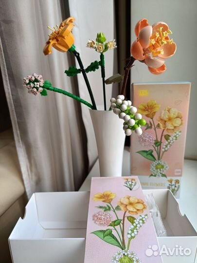 LOZ конструктор Autumn bouquet 456 дет