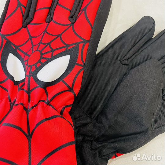 Зимние болоневые перчатки Человек-паук (новые)