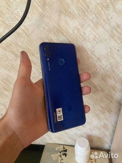 Телефон Honor 10 lite