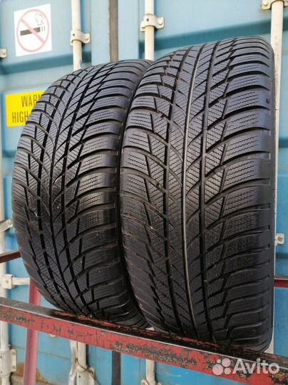 Bridgestone Blizzak LM-001 225/45 R18 118P