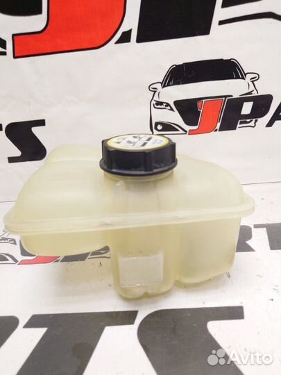 Бачок расширительный Mazda 3 BK