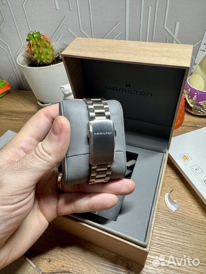 Наручные часы Hamilton field titanium H70545140