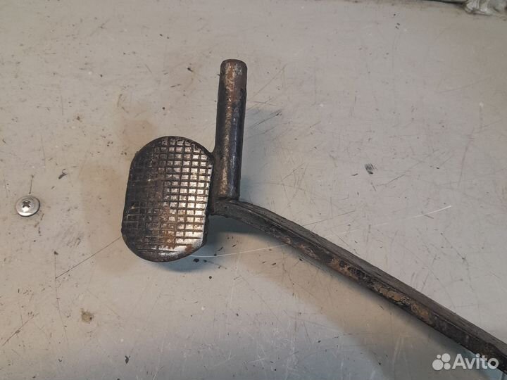 Педаль тормоза урал