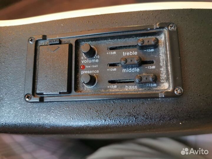 Электроакустическая гитара Stagg