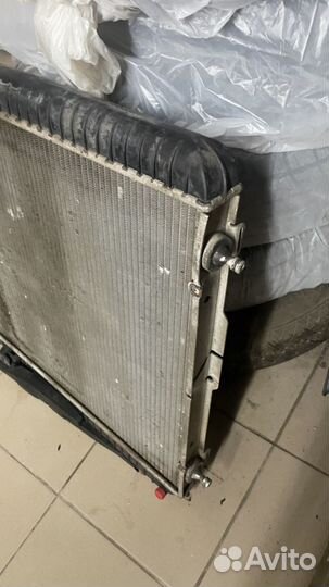 Радиатор охлаждения оснавной Mersedes G463 5.5l