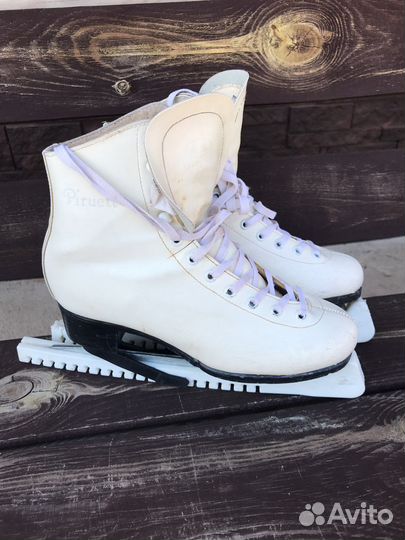 Коньки фигурные