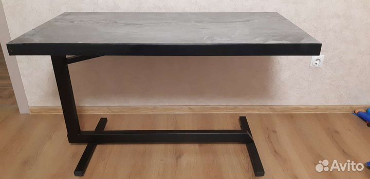 Компьютерный стол новый