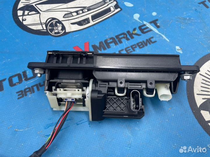 Камера заднего вида Mercedes-Benz C-Class WDD205