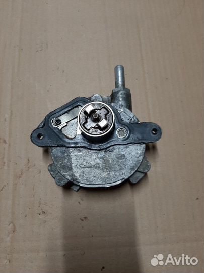 Вакуумный насос Mercedes