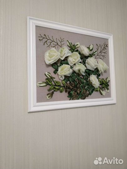 Картина лентами.В наличии