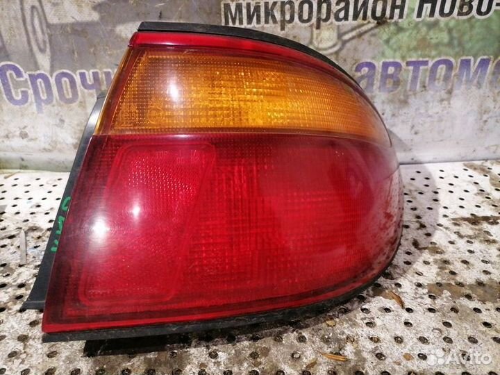 Фонарь задний правый Mazda Xedos 9