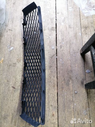 Решетка переднего бампера mazda 3 2002-2008